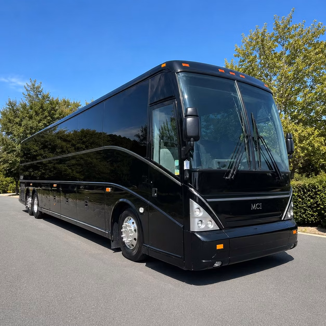 school field trip bus rentals in burbank